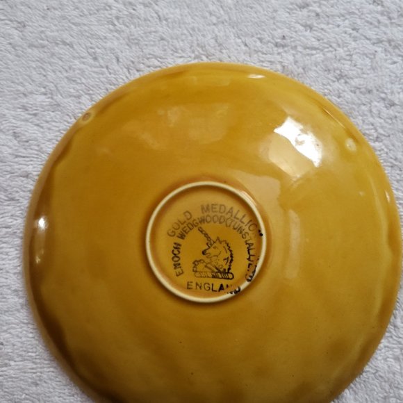 Gold Medallion Enoch Wedgwood Tunstall Tea Cup Saucer Set Of 4 GUC - Picture 9 of 12